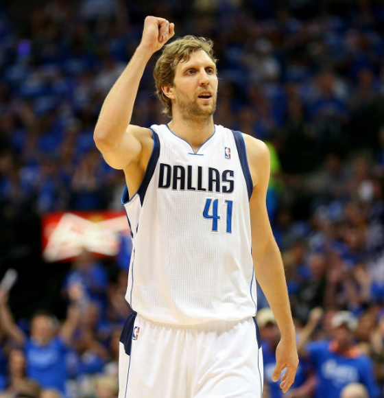 他目前效力 他目前效力